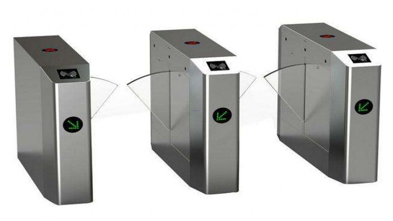 中科易達(dá)人臉識別測溫門禁道閘助力抗疫